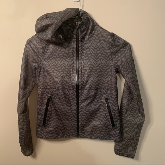 Lululemon Kids Ivivva Grey Black Lightweight Jacket Grey 10 - Picture 1 of 8